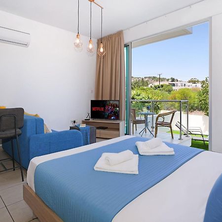 Meryl - Coralli Beachfront Apartment Protaras Luaran gambar