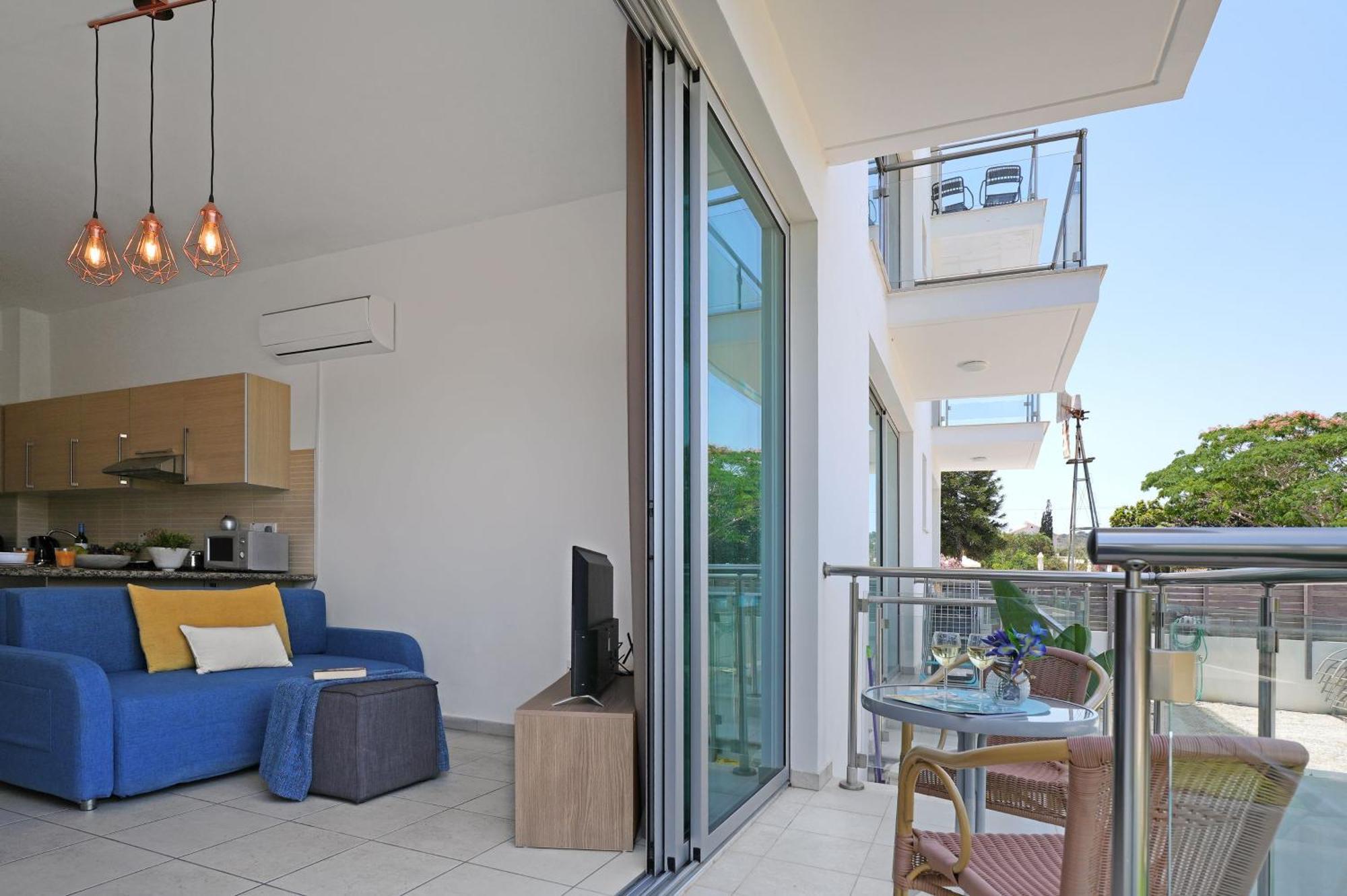 Meryl - Coralli Beachfront Apartment Protaras Luaran gambar