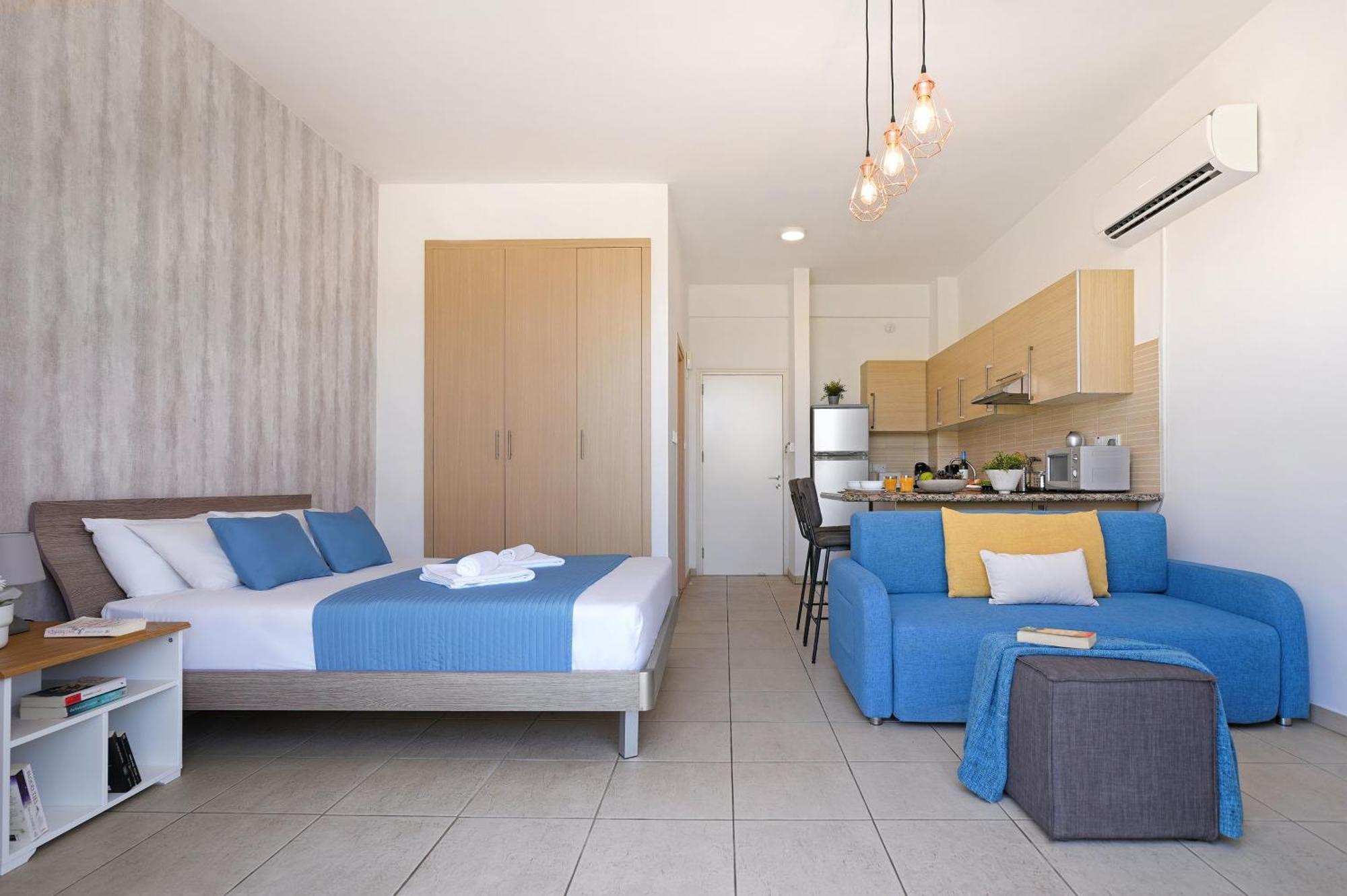Meryl - Coralli Beachfront Apartment Protaras Luaran gambar